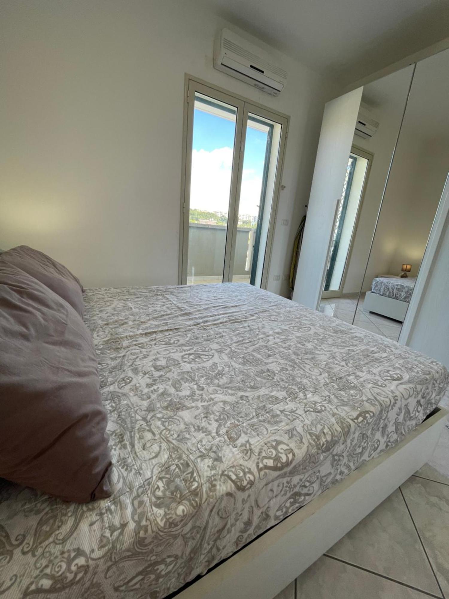 House Nereide, Lovely Apartment Sea View 加利波利 外观 照片