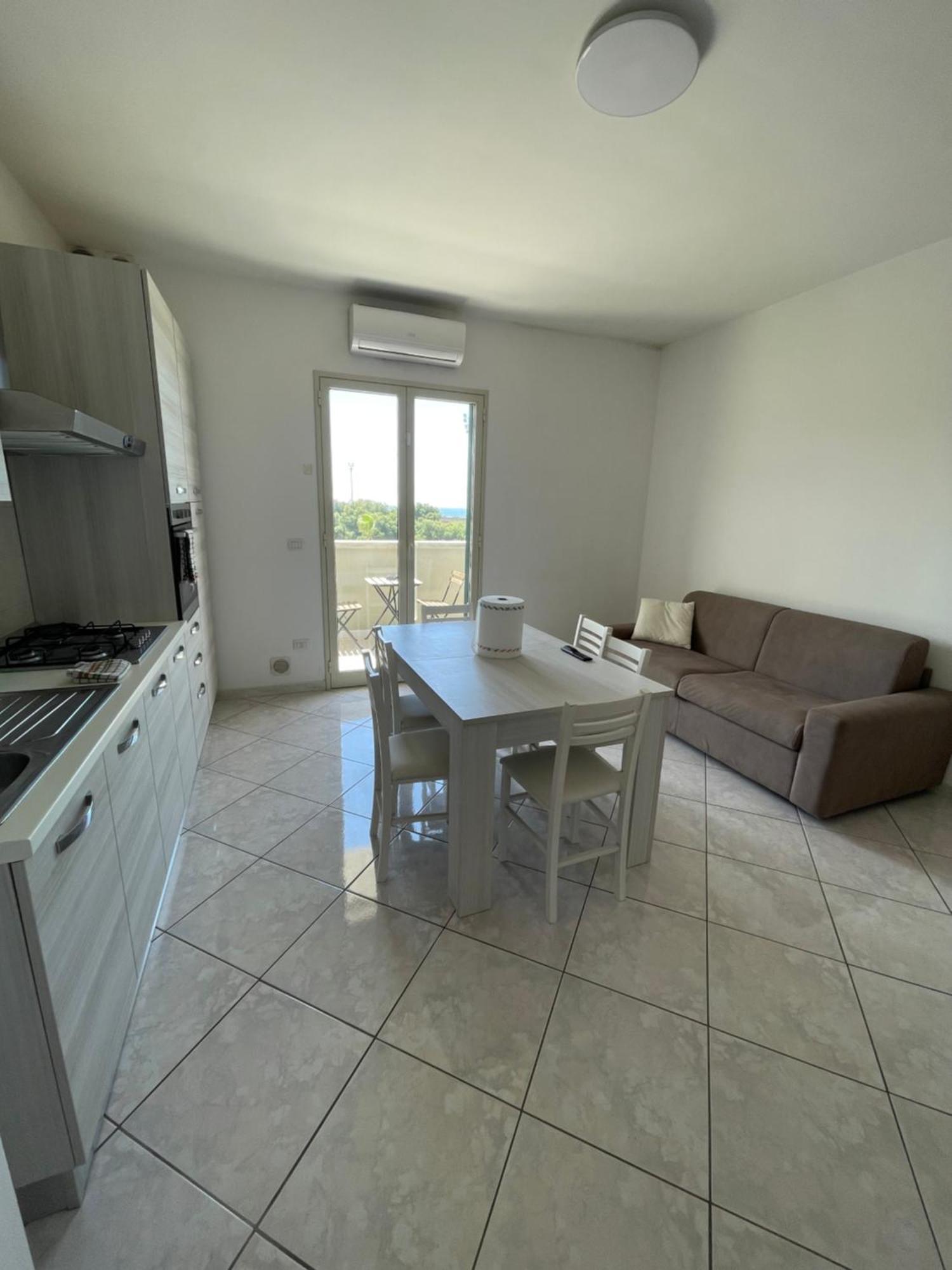House Nereide, Lovely Apartment Sea View 加利波利 外观 照片