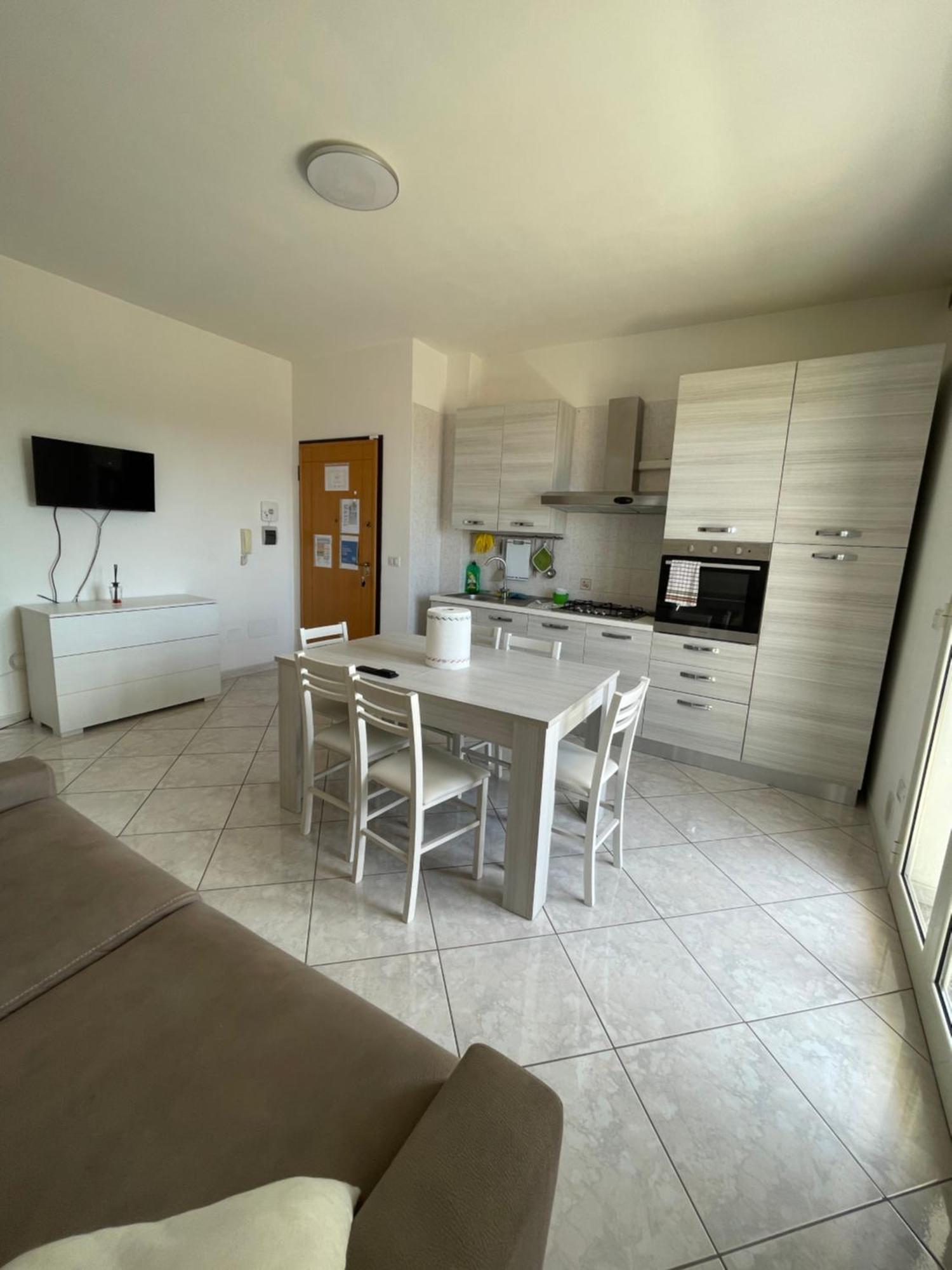 House Nereide, Lovely Apartment Sea View 加利波利 外观 照片